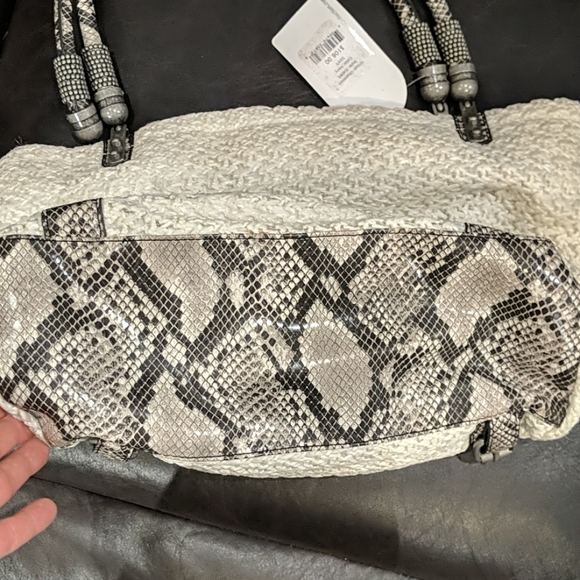 Jessica Simpson purse - Picture 5 of 5